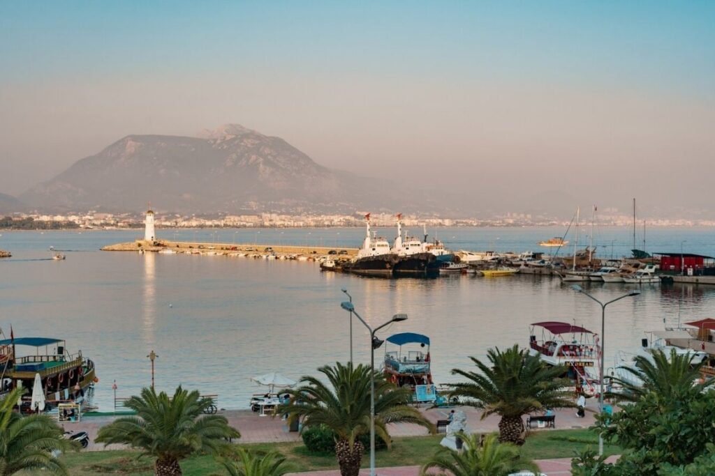marmaris guzel kavga cirkin ingiliz turistlerin sosyal medya kavgasi davalik oldu 3idHCSvA