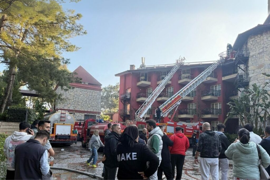 marmariste yanan grand yazici marmaris palacein sahibi serkan yazici pdye konustu can kaybini yangina s6UeXeIL