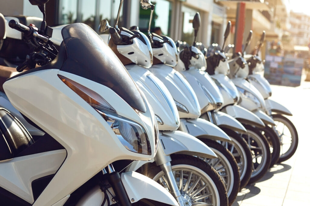 motosiklet satislari yeni vergi duzenlemeleri ve stok sorunlari nedeniyle 2025te yuzde 50 daraldi yilsonu qERHHFIK