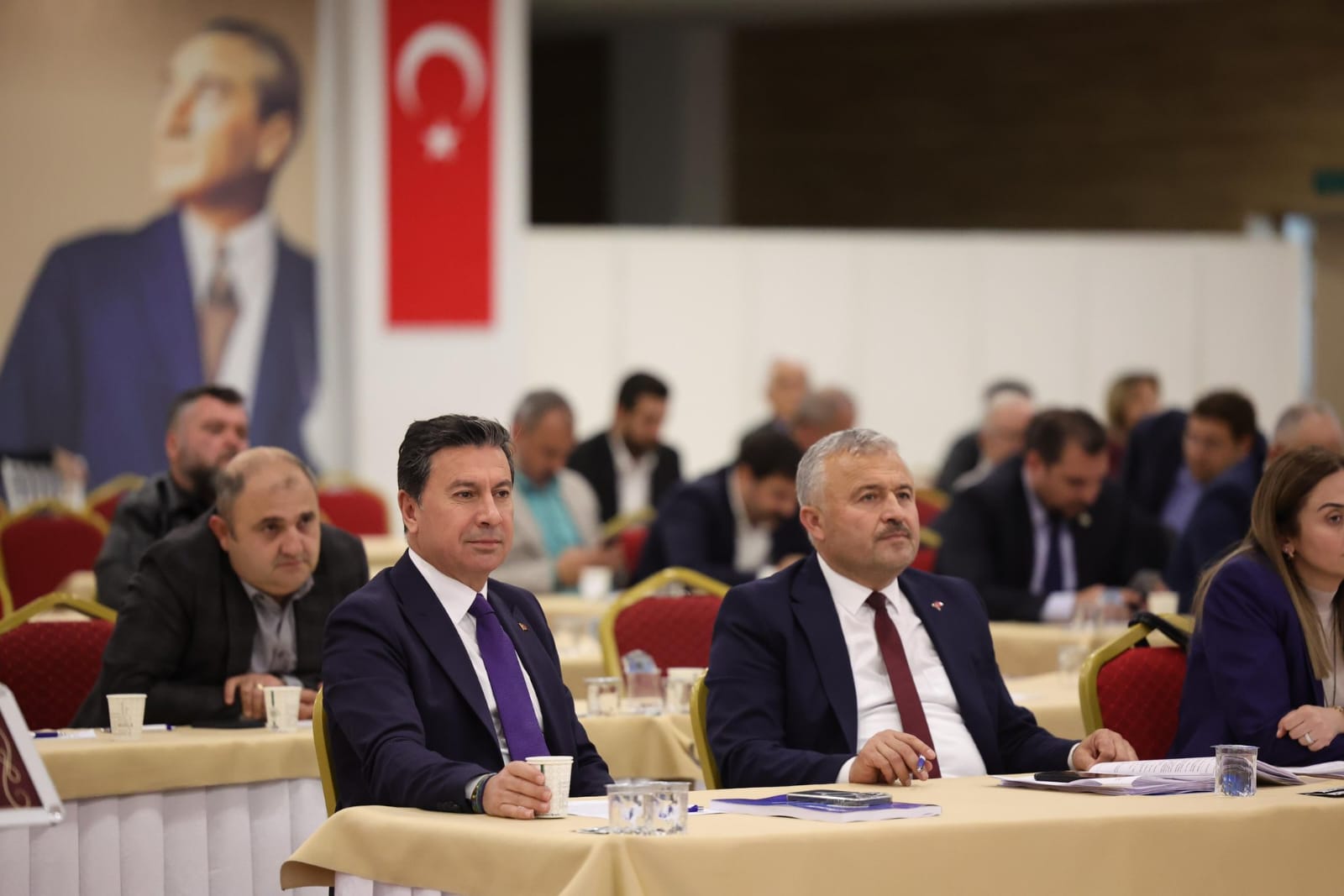 mugla buyuksehir belediyesinin boykot listesinde oldugu icin garaja kapattigi 17 milyon tllik audi otomobile XDraKAWU