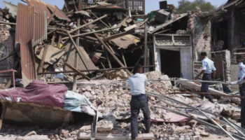 myanmar depreminde 2 binden fazla kisinin oldugu dogrulandi rvD39Ku2