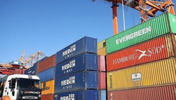 navlun fiyatlari son uc ayda tarife belirsizliginin etkisiyle dustu ha79S1NO