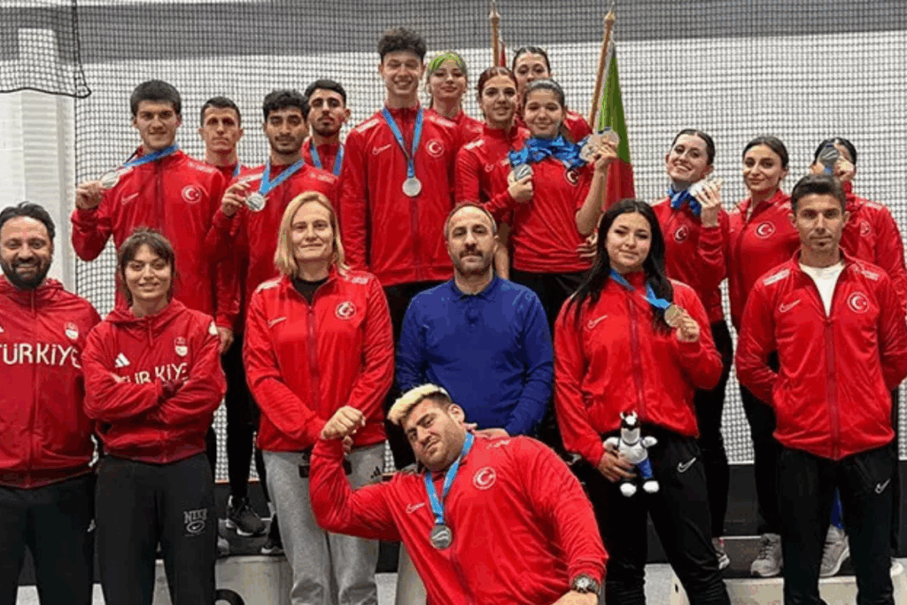 ozel sporcular para atletizm milli takimi avrupa sampiyonu oldu tdQaxSLM