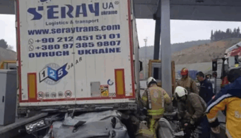 pendikte goz gore gore tira arkadan carpan otomobildeki 4 ogretmen oldu kazanin goruntuleri olasi mtTdaXJi