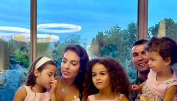 ronaldo cocuklarinin annesi georgina rodriguez ile evlilik icin adim atti I8wZeZjJ