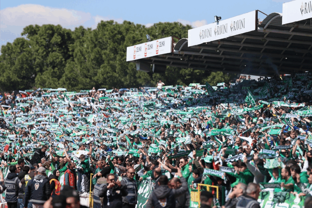 tff 3 ligde mucadele eden bursaspor bitime 2 hafta kala sampiyonlugunu ilan etti WxGzzbgM