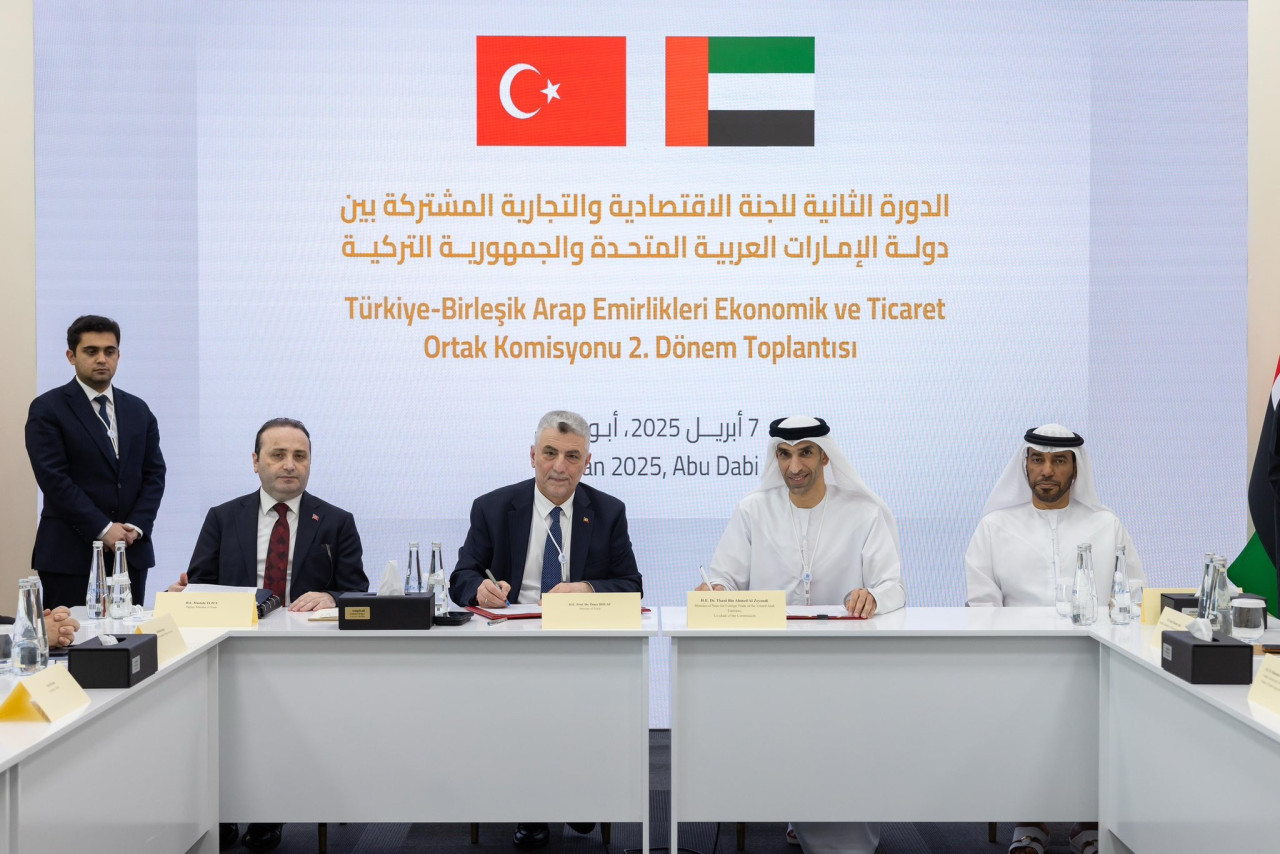 ticaret bakani omer bolat dubaide is insanlariyla bulustu 0 IiltIjSS