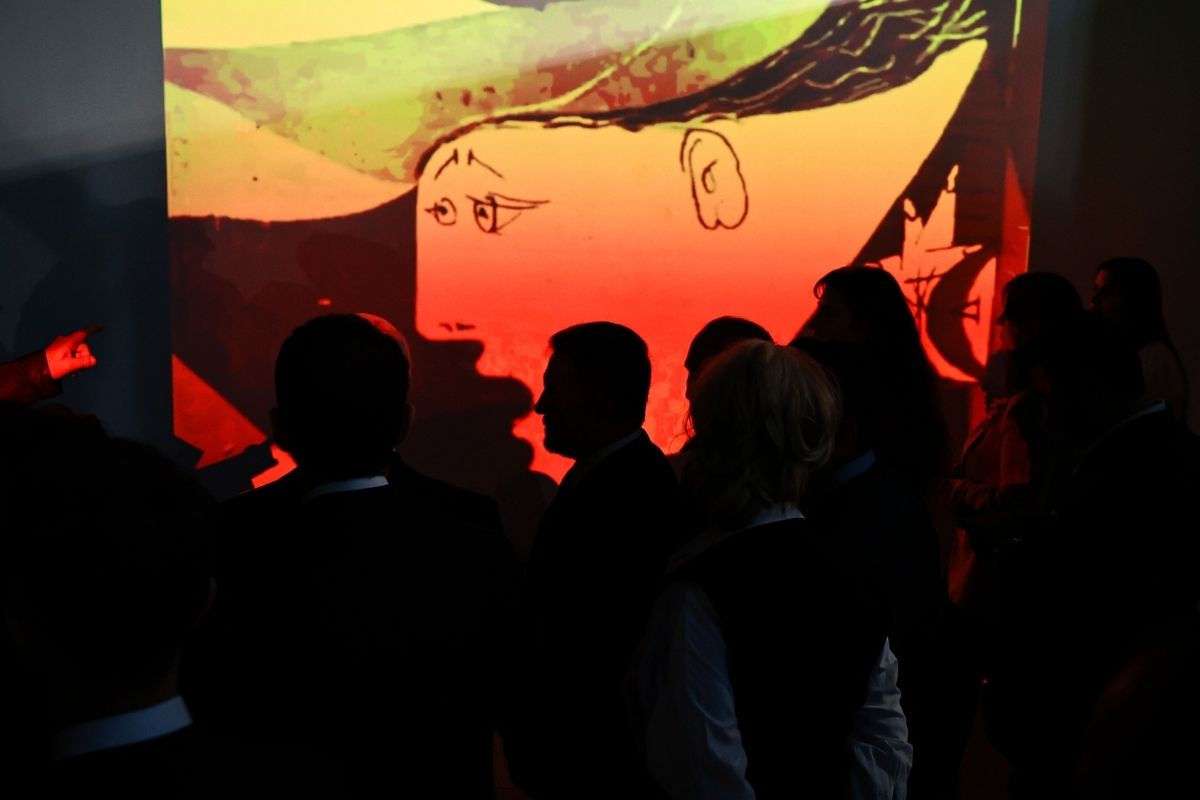turkiye kultur yolu festivalinin bu yilki yolculugu adanadan uluslararasi portakal cicegi karnavali ile basladi NahSDlzt