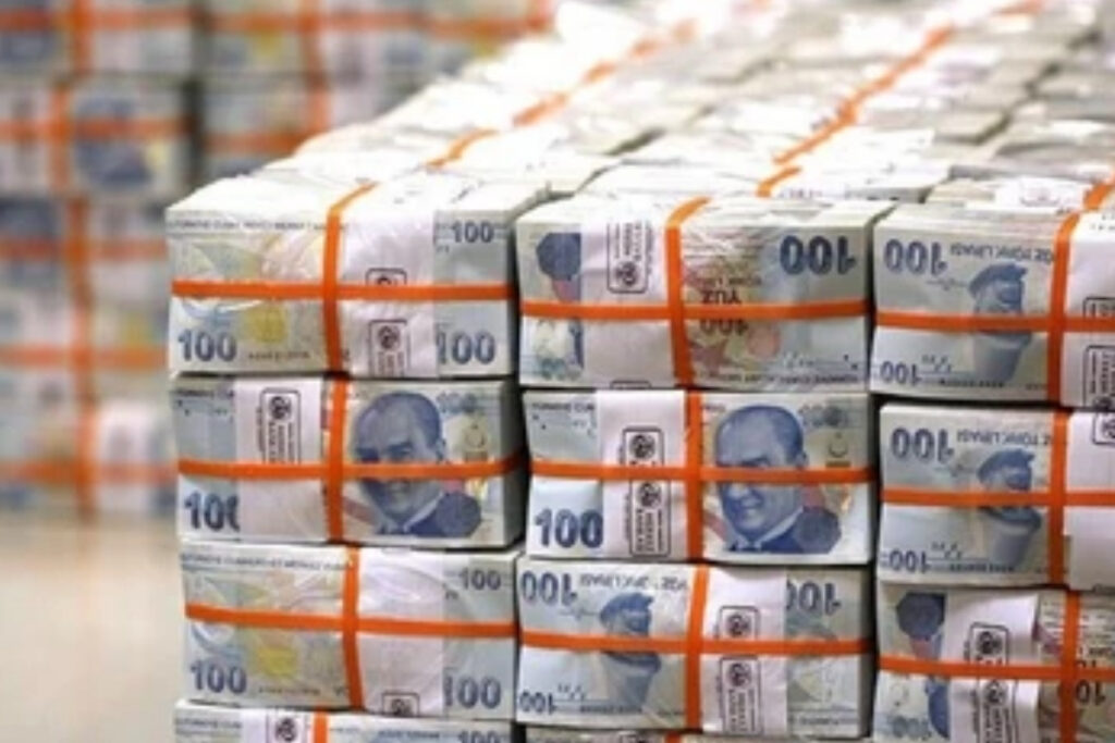 turkiyenin merkezi yonetim butce gelirlerimartta766milyar261 milyonliragiderleri 1 trilyon 27milyar727 milyonliraolarak hesaplandi k6OnU78I