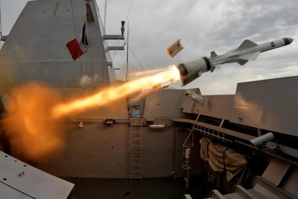 yunanistan fransanin mbda firmasiyla exocet tipi 16 gemisavar fuze satisi icin anlasma yapti MMkK1gEz
