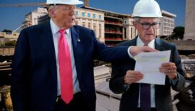 abd merkez bankasinin insaat projesini gezen baskan trumpla fed baskani powell arasinda maliyet tartismasi mlOuwwPq