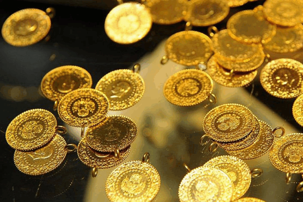 altinin grami yeni bir rekor kirarak ilk kez 4 bin 100 lirayi asti u6pbrPJB