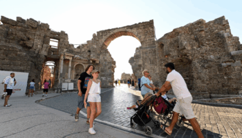 antalya bir gunde 104359 yabanci ziyaretciyle tum zamanlarin rekorunu kirdi WpCqwiTQ