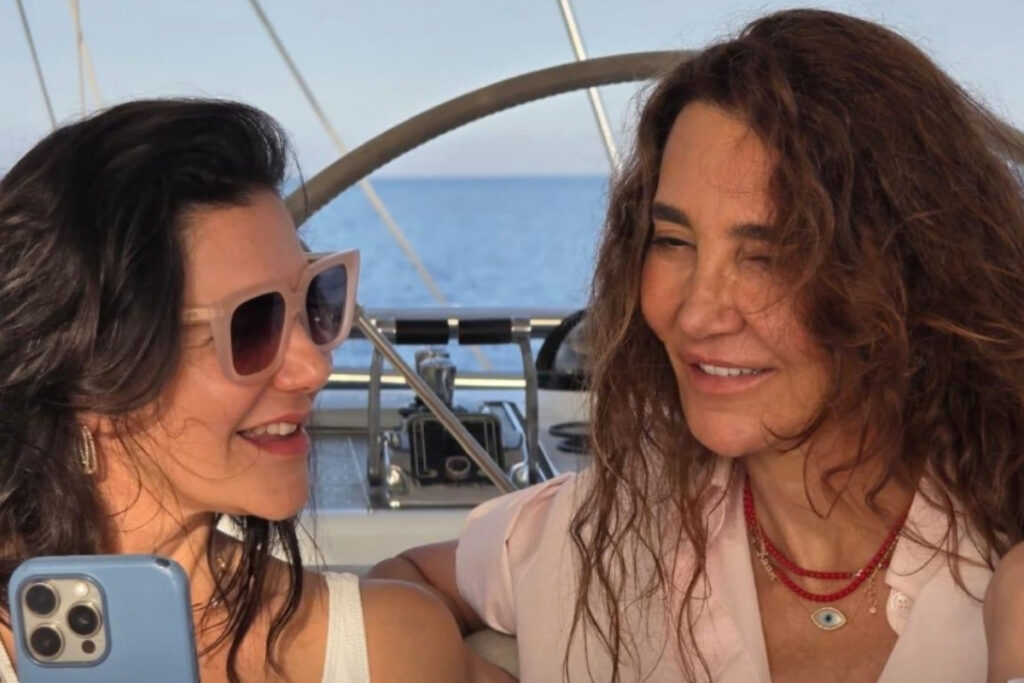 begum dogan faralyalidan abla vuslat dogan sabanciya ozel paylasim WiY3IErx