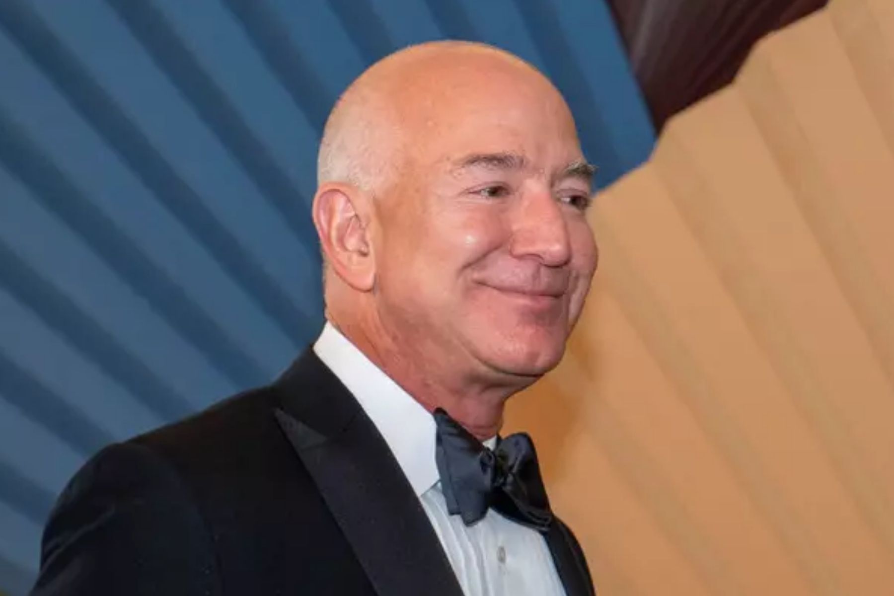 bezos patronunun kendisini zengin eden sozunu acikladi 1 KOevw2GD