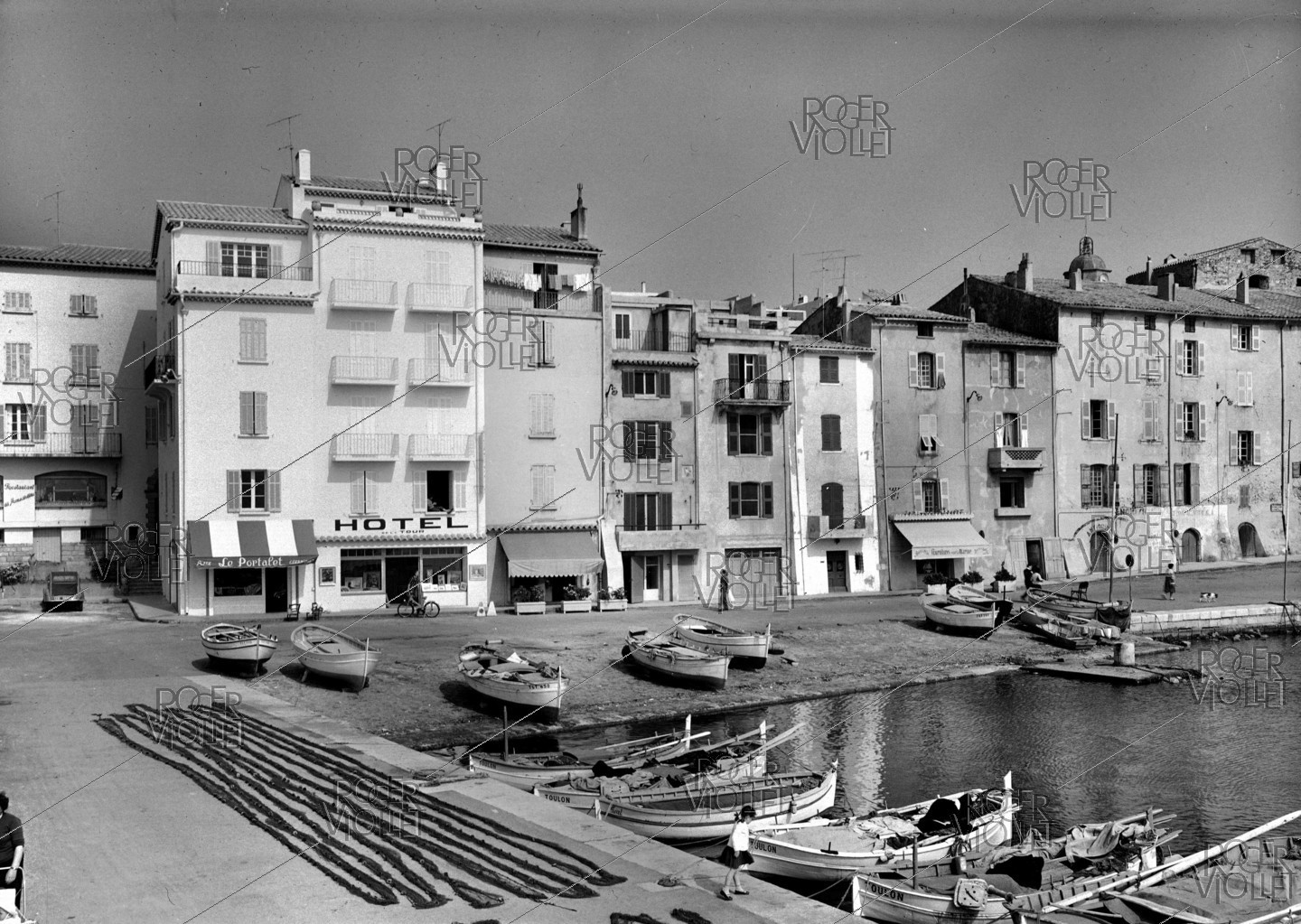 bir zamanlarin sessiz bir balikci koyu bugun fransiz rivierasinin en ikonik noktasi saint tropez AvKlBqjY