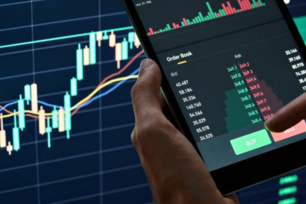 bist 30 endeksinde aselsan bim thy ve akbank ilk 4te bankacilik ve sanayi hisseleri 4ZmYA6eD