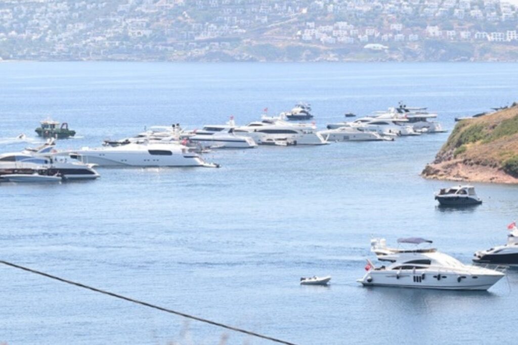 bodrum koylari tekne park yerine dondu SYwOXrAy