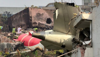 boeing 787 air india faciasinda anahtar soru yakiti kim kesti ya da ne kesti 4DIDUZTi