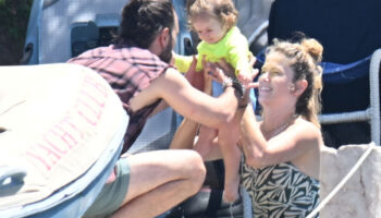 burcu biricik kizi lunayla ilk yaz tatilinde TunQt4UH