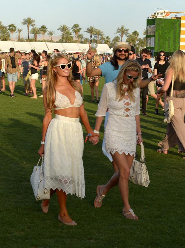 coachella 2025 basladi paris hilton hailey bieber ve turk isimler festivalde eglenceli anlar yasadi bCOVUmCJ