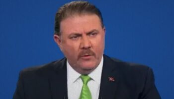 cumhurbaskani basdanismani yigit bulut son yolculuguna ugurlandi wm9OhYgi