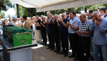dardanel yonetim kurulu baskani niyazi onenin kayinvalidesi son yolculuguna ugurlandi Q7qJbDjy