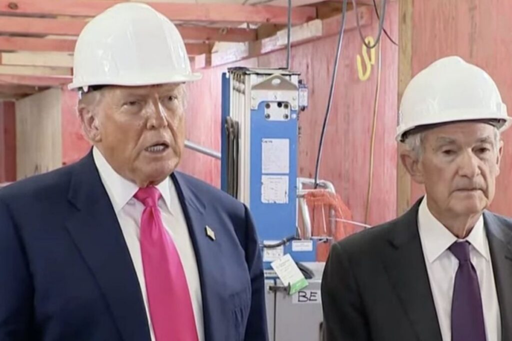 donald trump fed baskani powellla bankanin insaat projesini gezdi faizde indirim mesaji verdi lCgX4O1b