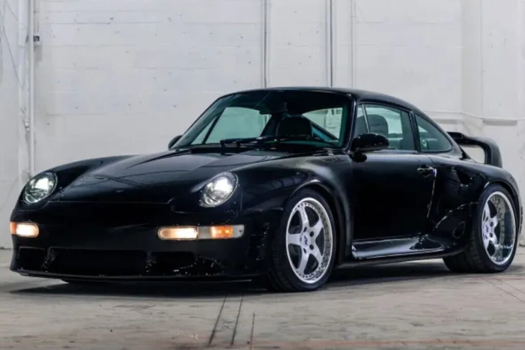 doneminin en hizli otomobillerinden ruf ctr 2 sport karbon govdesi ve 580 beygirlik motoruyla T7YE8YVk