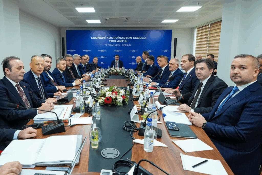 ekonomi koordinasyon kurulu cumhurbaskani yardimcisi cevdet yilmaz baskanliginda toplandi 7qv2zj6z