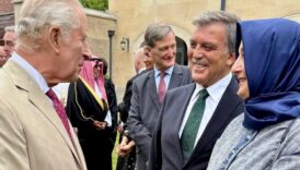 eski cumhurbaskani abdullah gul ingiltere krali charles ile bir araya geldi ZFT1Qakb