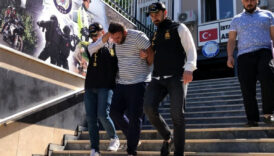 fatih nuru osmaniyede 24 milyon tl degerinde kuyumcu soygunu KEA7bmnM
