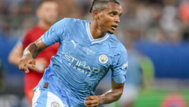 galatasaray manchester citynin yildiz savunmacisi manuel akanjiyi transfer listesine aldi EV8Bux5j