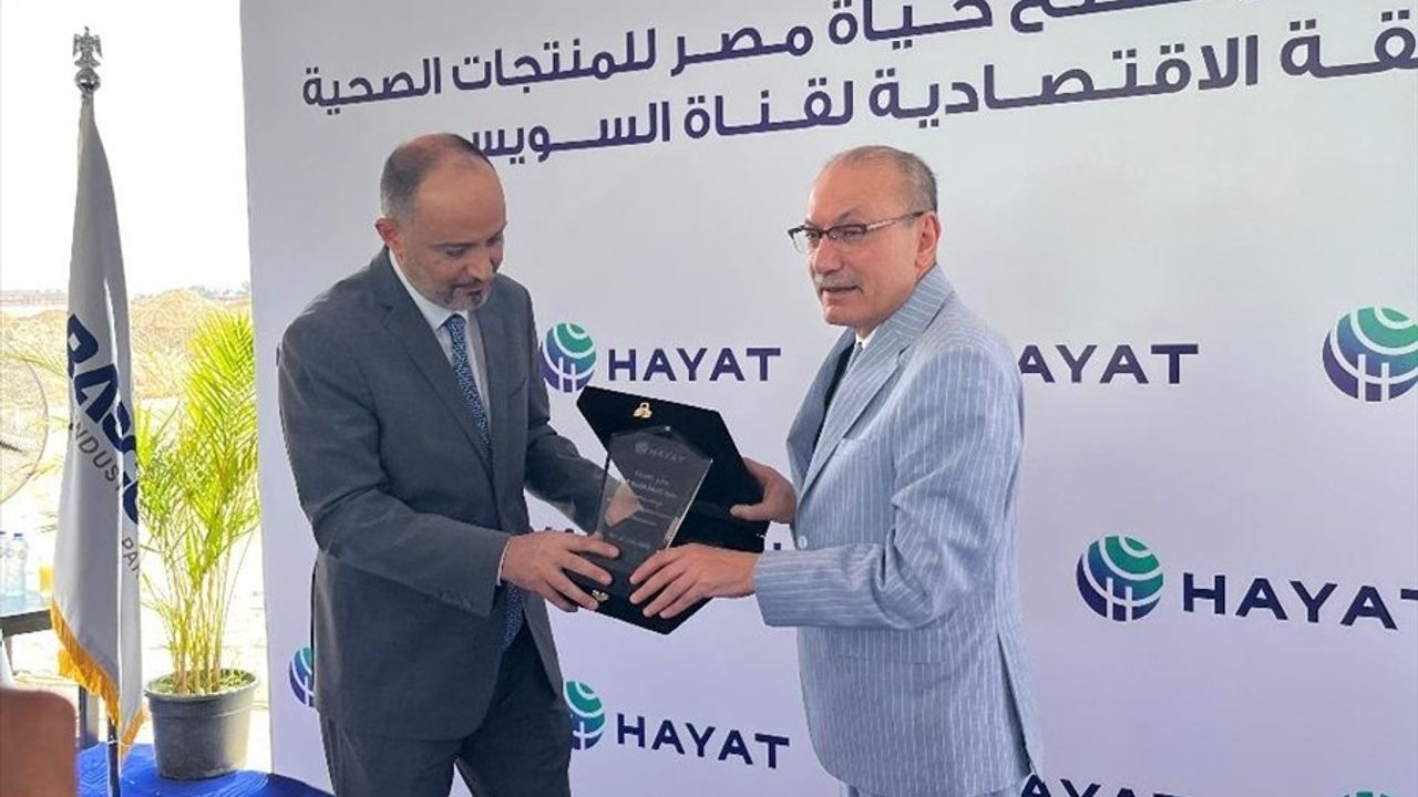 hayat kimya misira altinci fabrikasinin temelini atti 0 NTgFHi5S