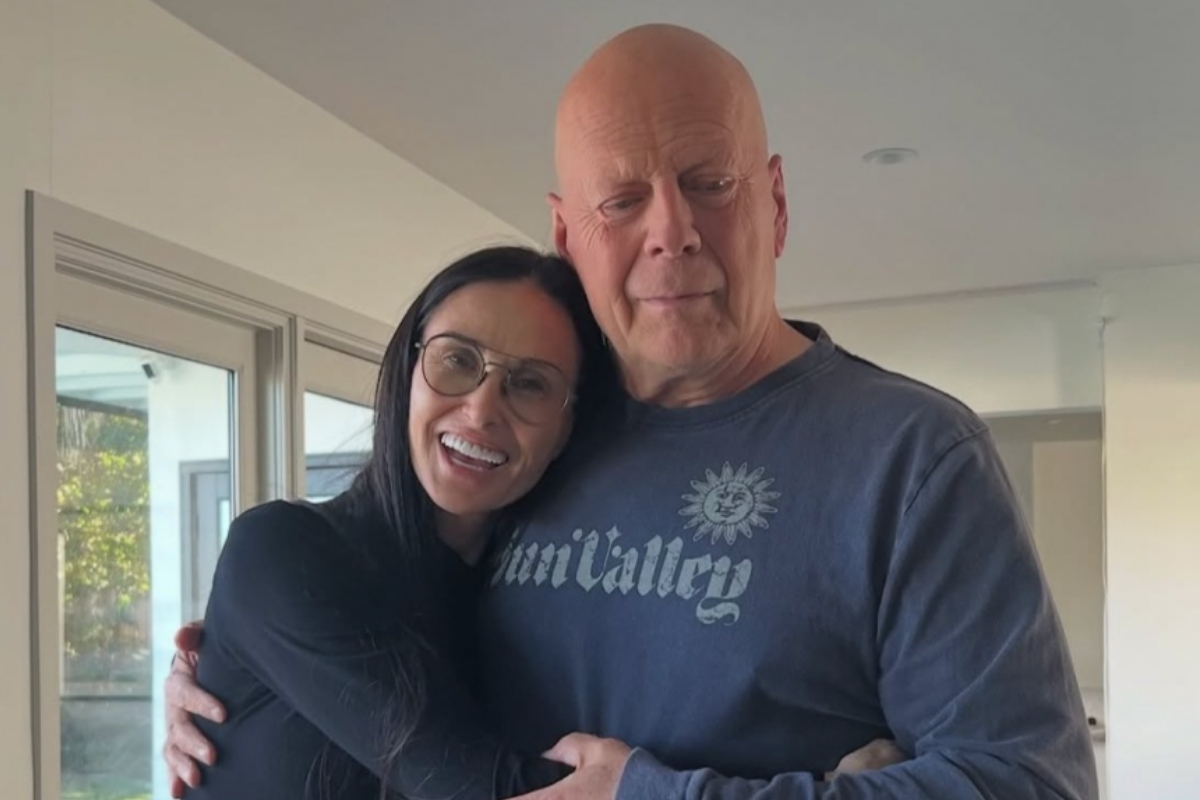 hollywoodun efsanevi aksiyon yildizi bruce willis saglik durumu nedeniyle artik konusamiyor 0 si5e1MYf