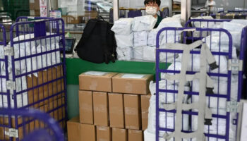 hong kong post abdye tum paket gonderimlerini askiya aldi fynGyYxi