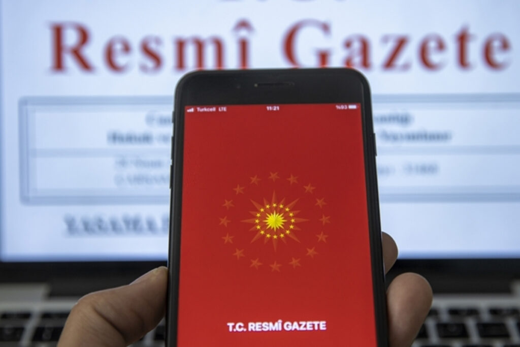 jandarmagenelkomutanligivesahilguvenlikkomutanligina iliskin atamalarresmigazetede yayimlandi es6OrBQs