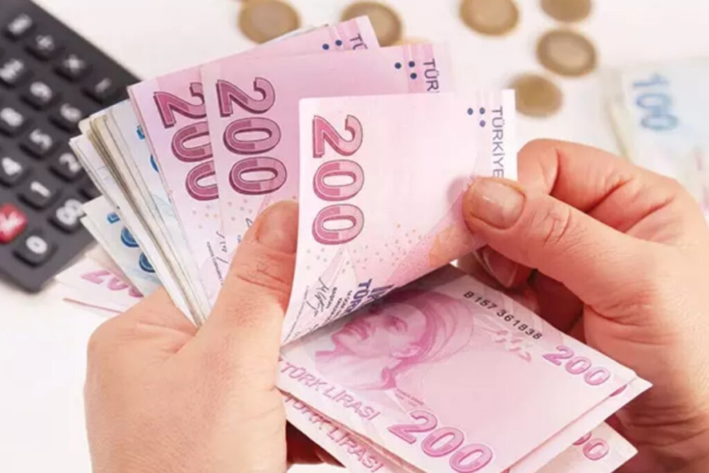 kamu iscisine hukumetten ucuncu ve son zam teklifi geldi fZP5DDQ2