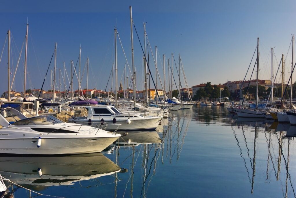 koc holding kapa yaptigi aciklamada gocekteki village port ve exclusive port marinalari devralmak icin B4OPzL9B