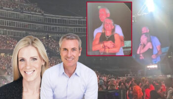 konserde opucuk kamerasina sarmas dolas yakalanan teknoloji devinin evli ceosu ve ik sefi gorevlerinden 4jAbtHSi