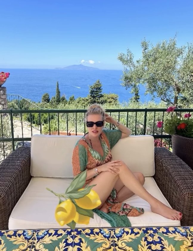 kosif ailesi yaz tatilinde italyayi tercih etti sosyal medyada paylastiklari fotograflar begeni topladi 2 vRIzQ1Is