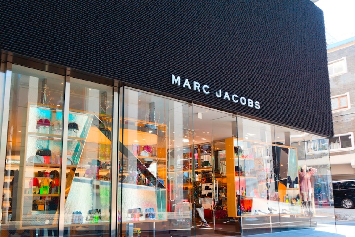 louis vuittonun cati sirketi lvmh marc jacobsi 1 milyar dolara satmak uzere gorusmeler yapiyor 8hTKgiVE