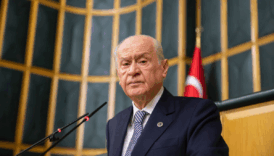 mhp lideri devlet bahceli chpye kayyum iddialarini yalanladi sirri sureyya ondere gecmis olsun dileklerini P2aLEX5I