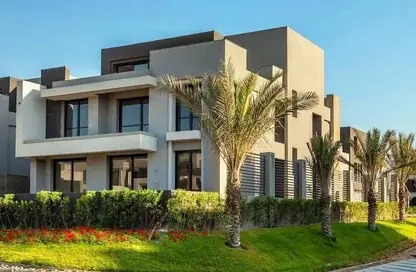 misirda yatirimi olan bir turk is insani zenginlerin yasadigi yeni kahiredeki villasinda hizmetcisinin planladigi eBgVgrui