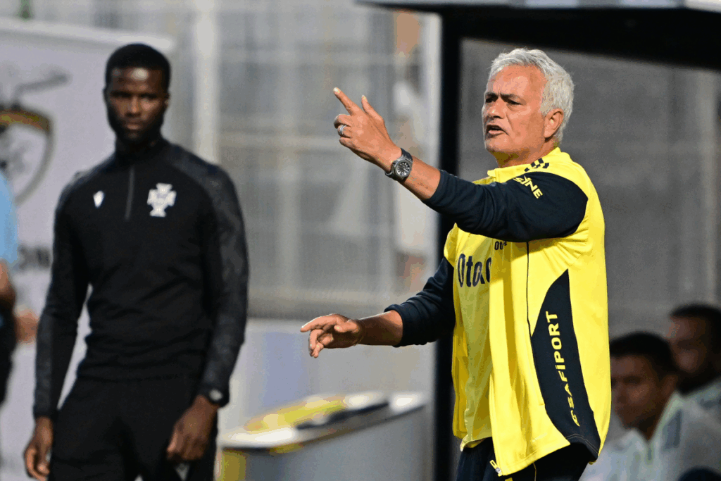 mourinhonun fenerbahcenin seviyesi avrupa ligi sozlerine taraftar tepkisi sYCYWDyq