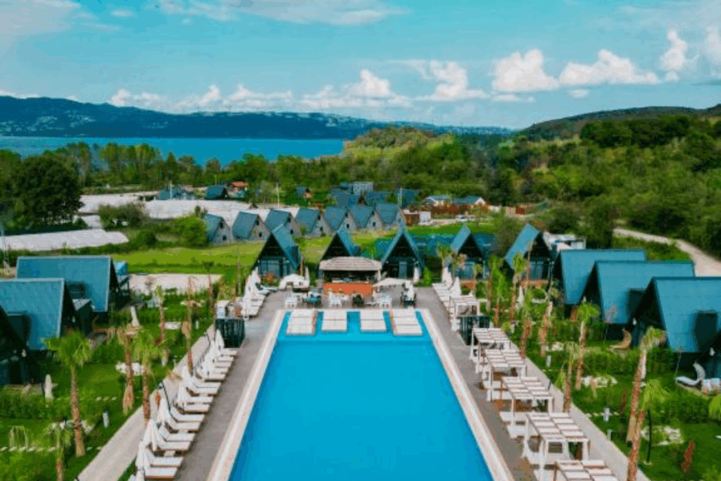sapancanin en unlu ve luks bungalov sitesi olan ramada resort thermal oteldeki 91 bungalov V94DHPDO