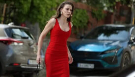 sektordeki tekellesme soylentilerinden sonra serenay sarikaya careyi avrupaya kacmakta buldu ZQdZbAFM
