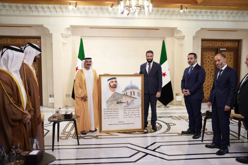suriyenin rus limanini brejnev kurmustu dubai emiri satin aldi 0 aYRXrsfU