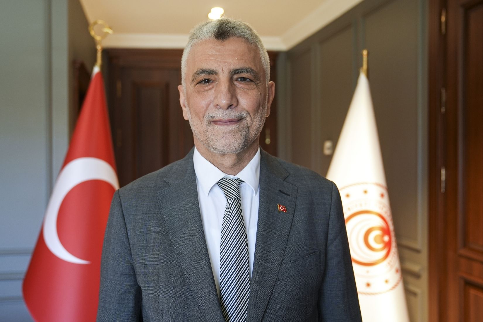 ticaret bakani omer bolattan schengen vizesi aciklamasi turk vatandaslarina kolaylik icin abye belge gonderildi 2peKTZyN