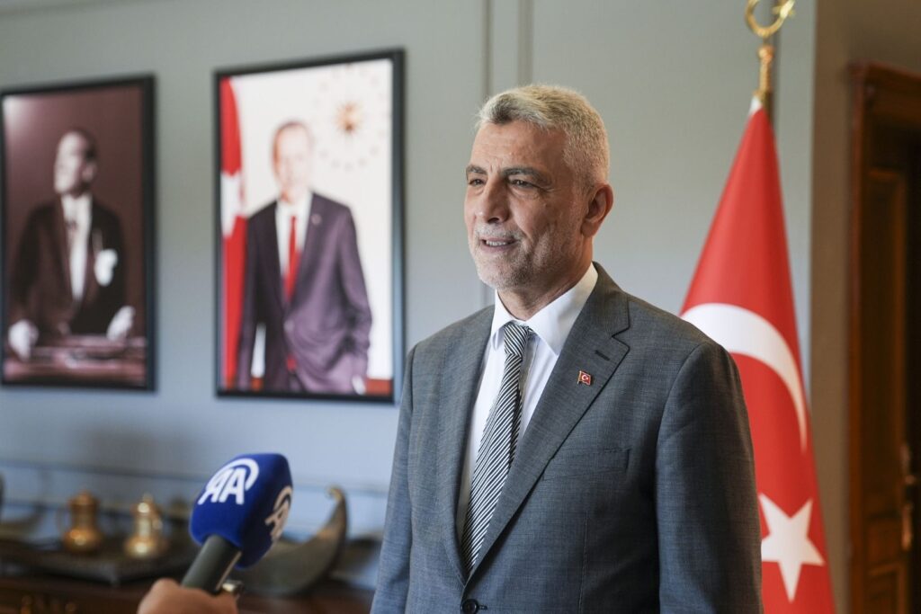 ticaret bakani omer bolattan schengen vizesi aciklamasi turk vatandaslarina kolaylik icin abye belge gonderildi ZWUvvLdV
